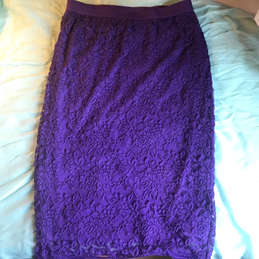 Downeast Purple Lace Pencil Skirt